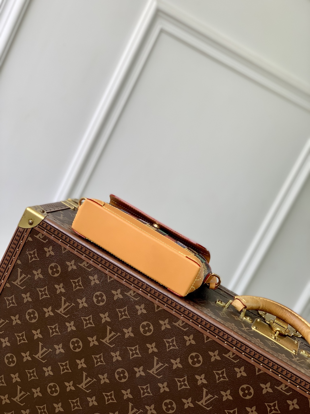 Louis Vuitton Steamer East West-N00187-11 x 5 x 20CM
