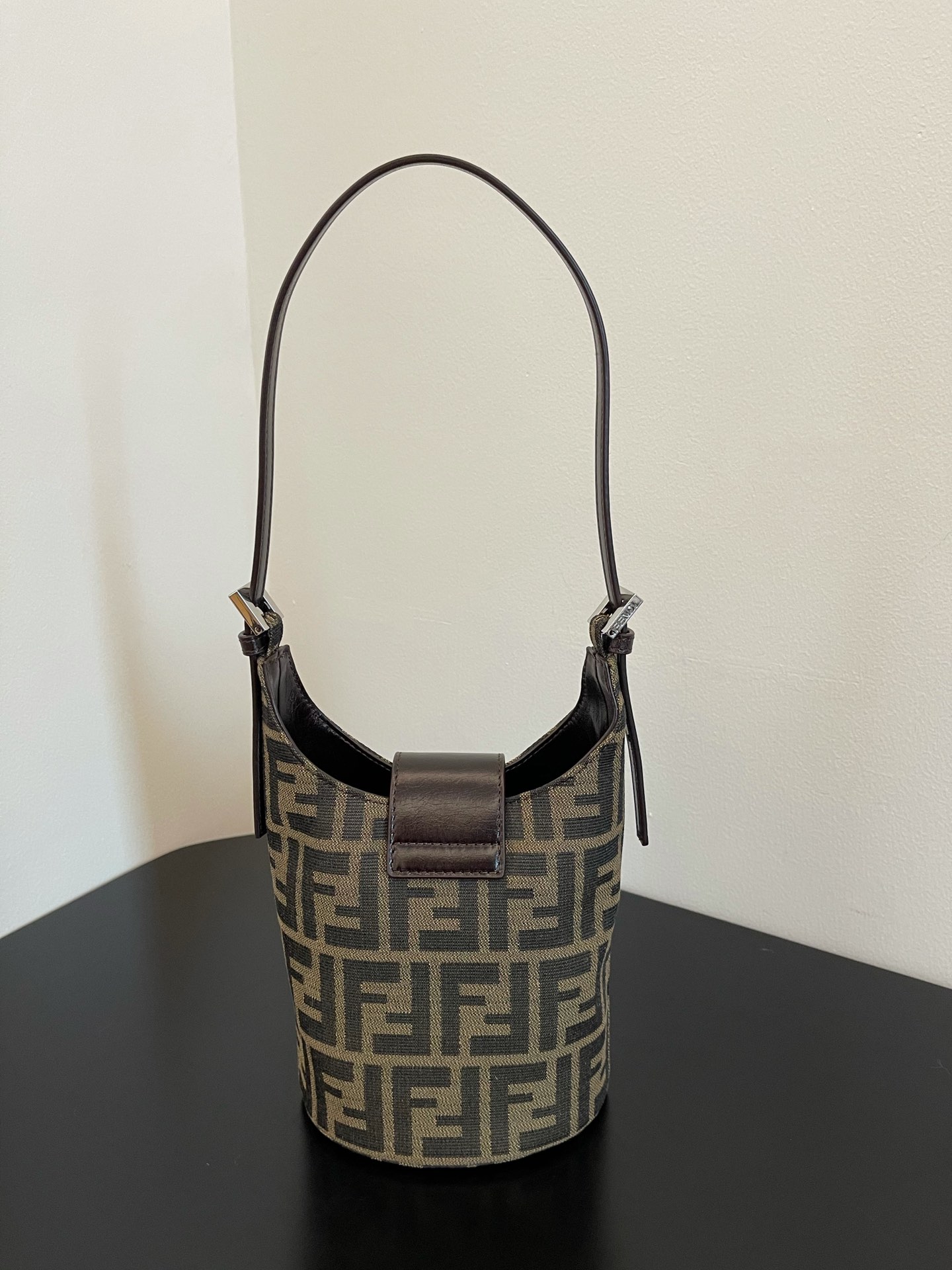 Fendi Vintage Handbags-21x10x14CM