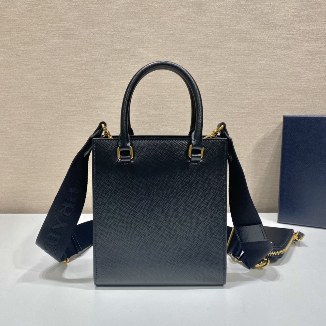 Prada Saffian Tote1BA333-17*19*6CM Prada Saffian Tote1BA333-17*19*6CM
