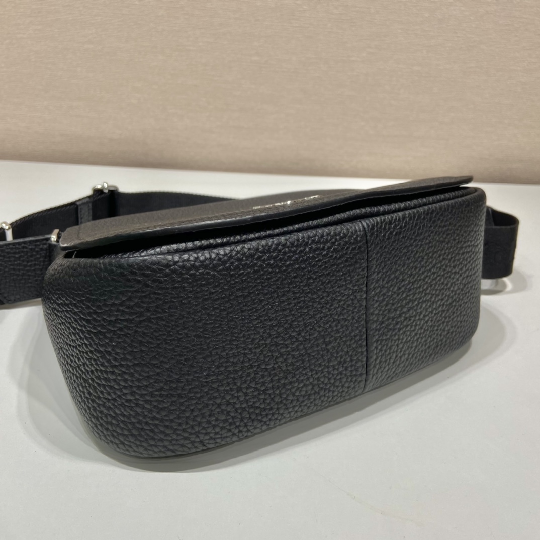 Prada 1BD293 Crossbody Bag -24*17*9.5CM