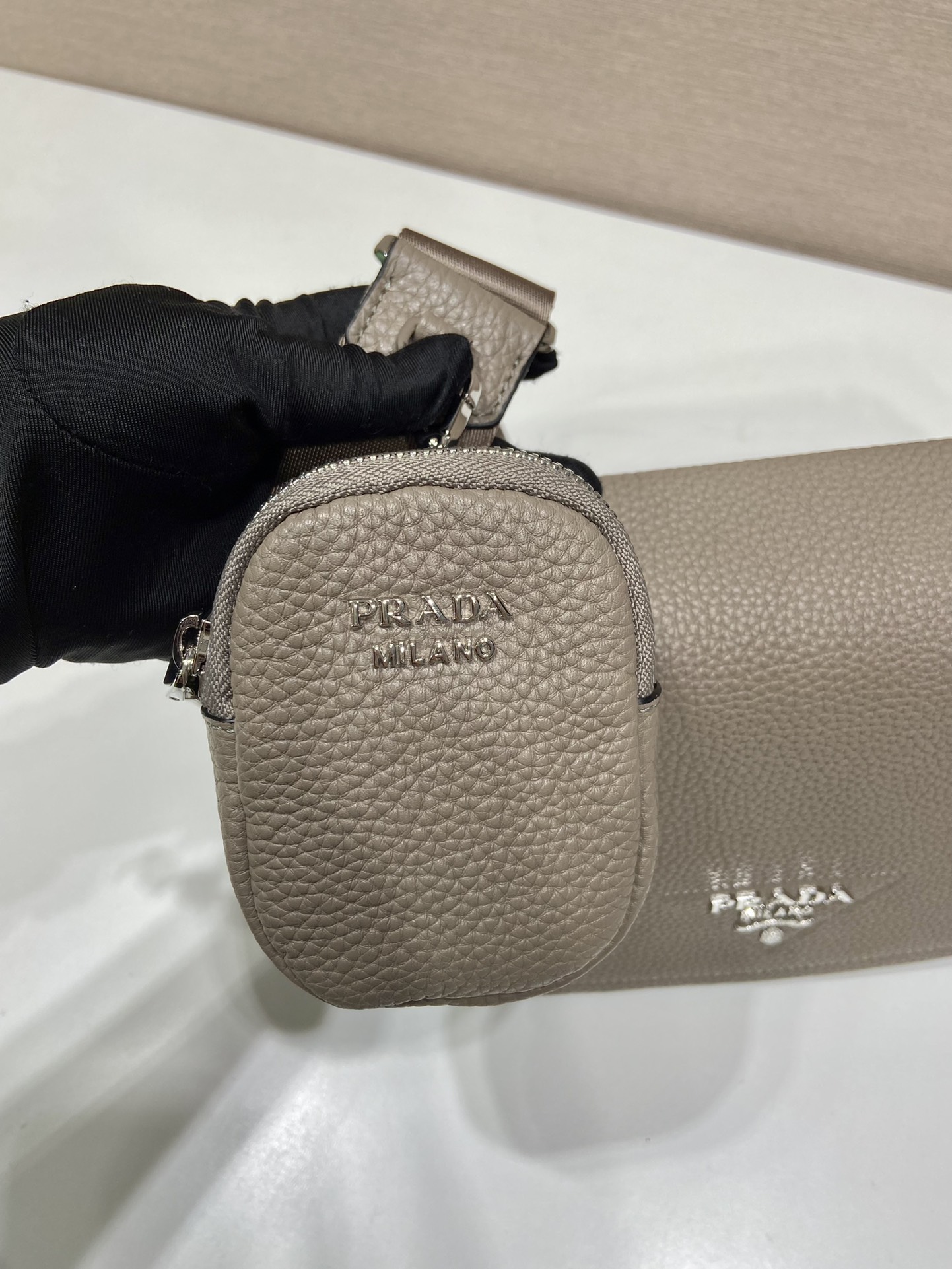 Prada 1BD293 Crossbody Bag -24*17*9.5CM