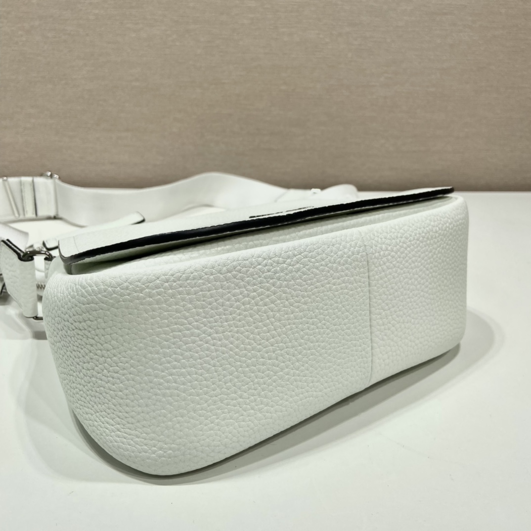 Prada 1BD293 Crossbody Bag -24*17*9.5CM