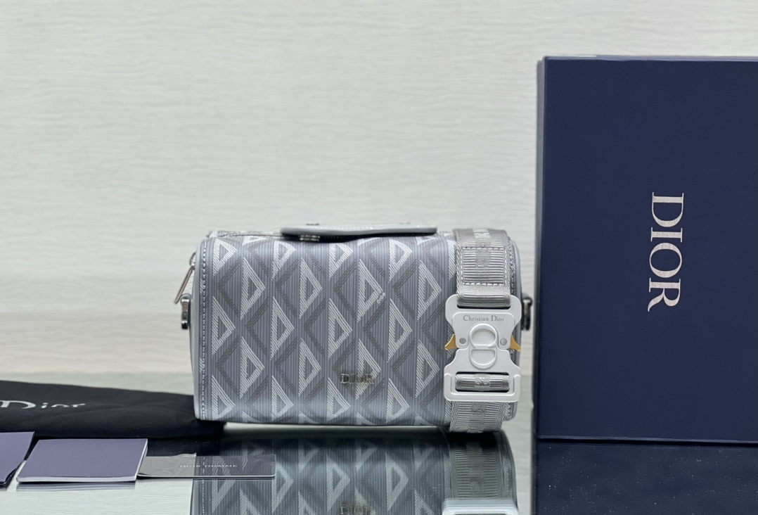 Diro Saddle Bag-25.5 x 20 x 6.5CM
