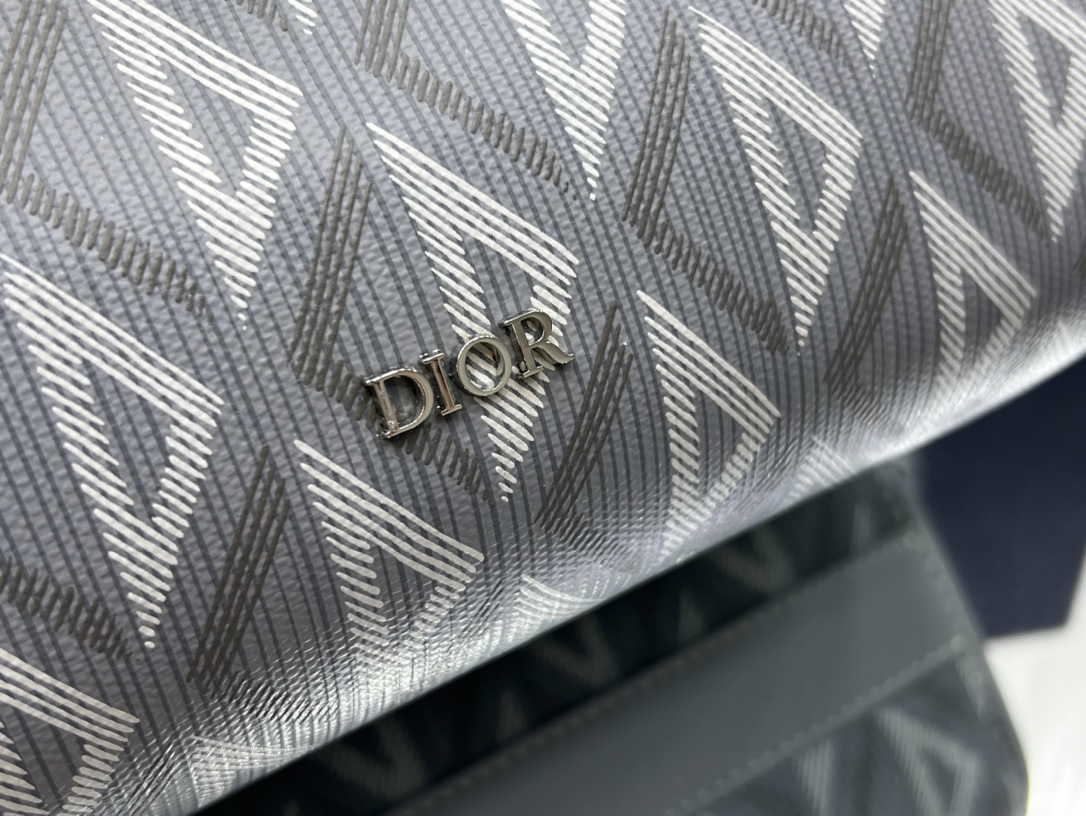 Diro Saddle Bag-25.5 x 20 x 6.5CM Diro Saddle Bag-25.5 x 20 x 6.5CM