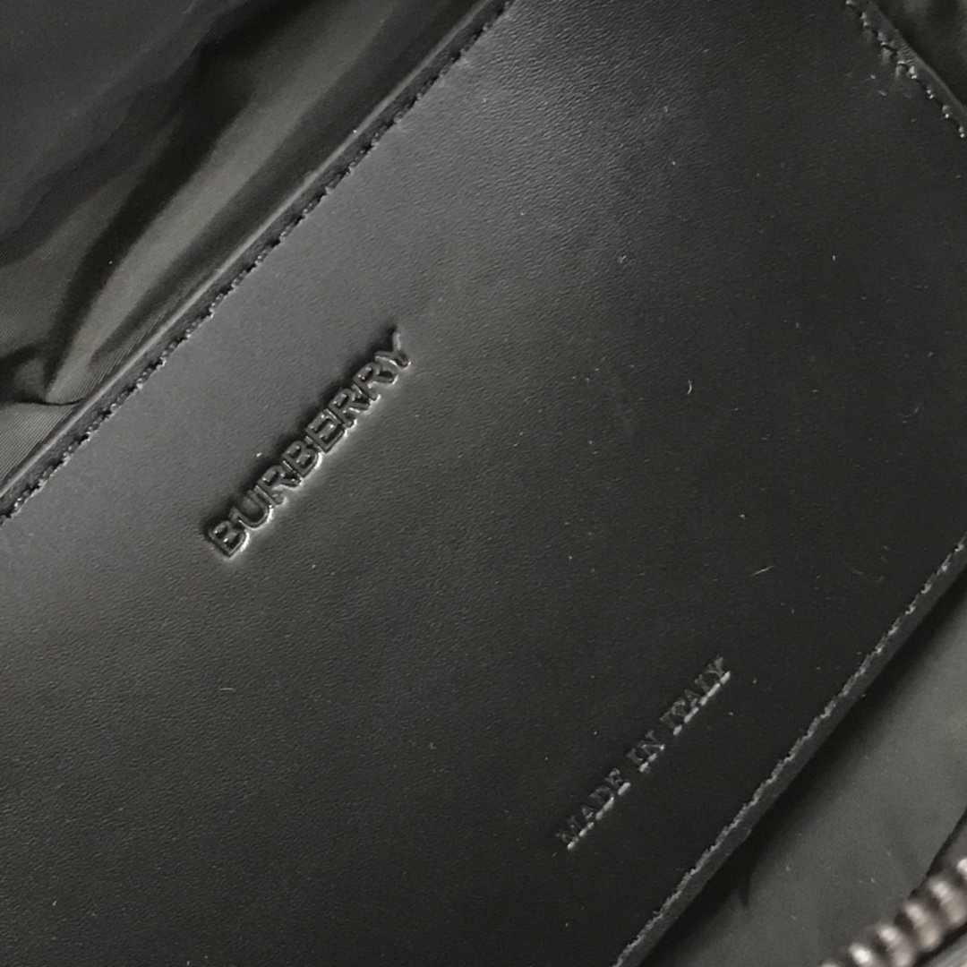 Burberry Waist Bag-31x16x7.5CM
