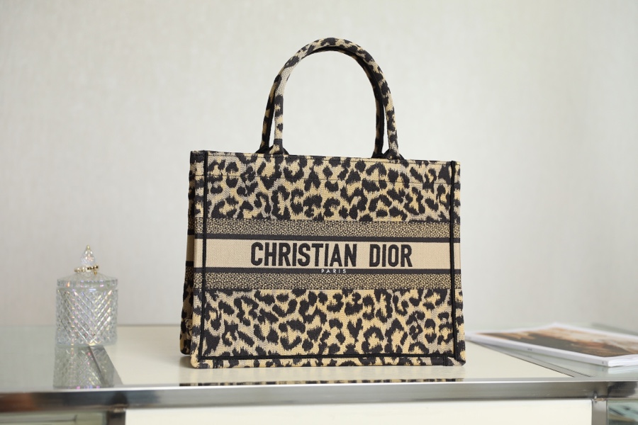 Diro Small Book Tote-36.5CM