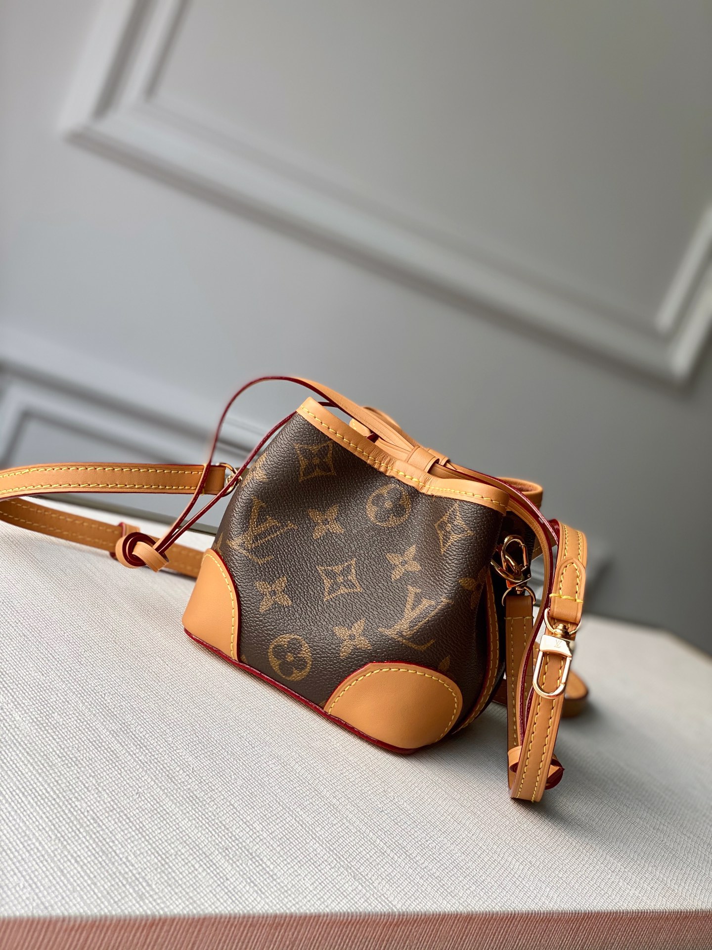 Louis Vuitton Mini Bucket-12*12*12CM