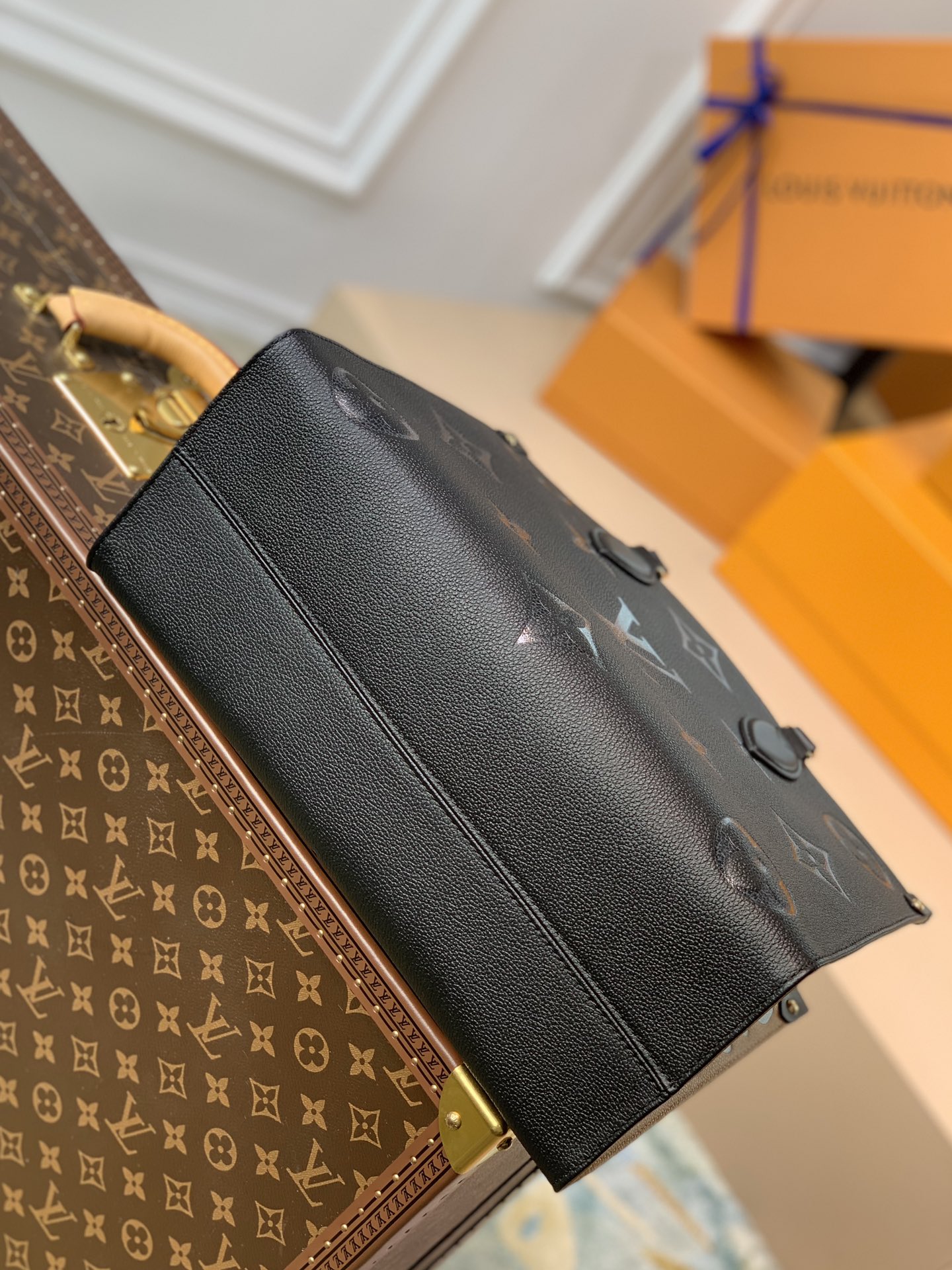 Louis Vuitton Small Onthego Handbag-35*28*15CM