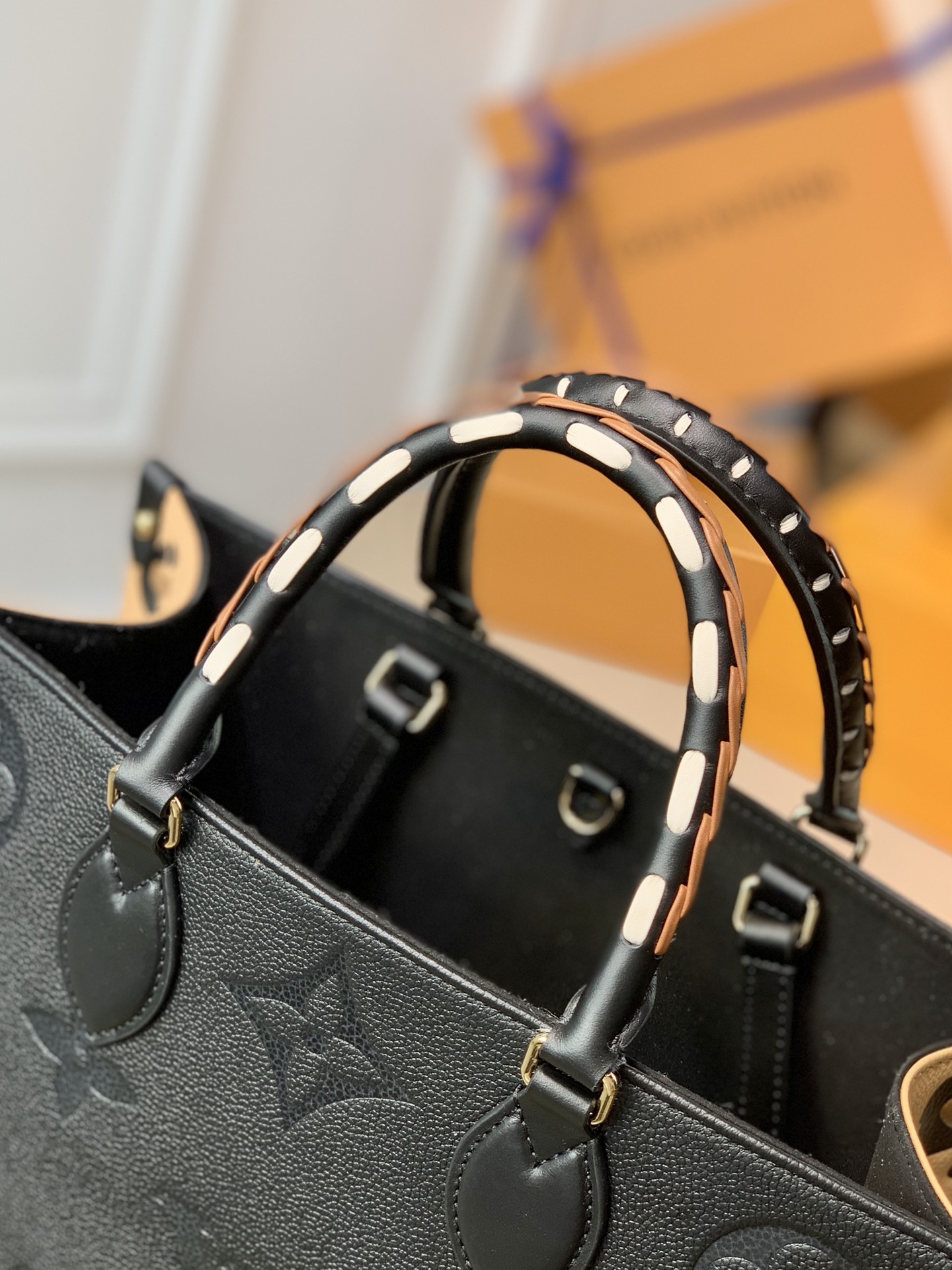 Louis Vuitton Small Onthego Handbag-35*28*15CM