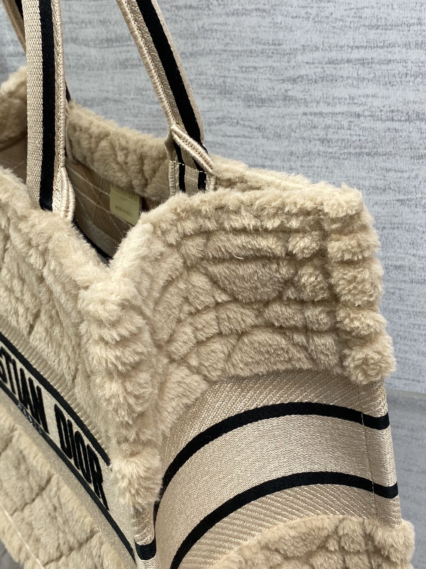 Diro Small Book Tote-36*18*28CM