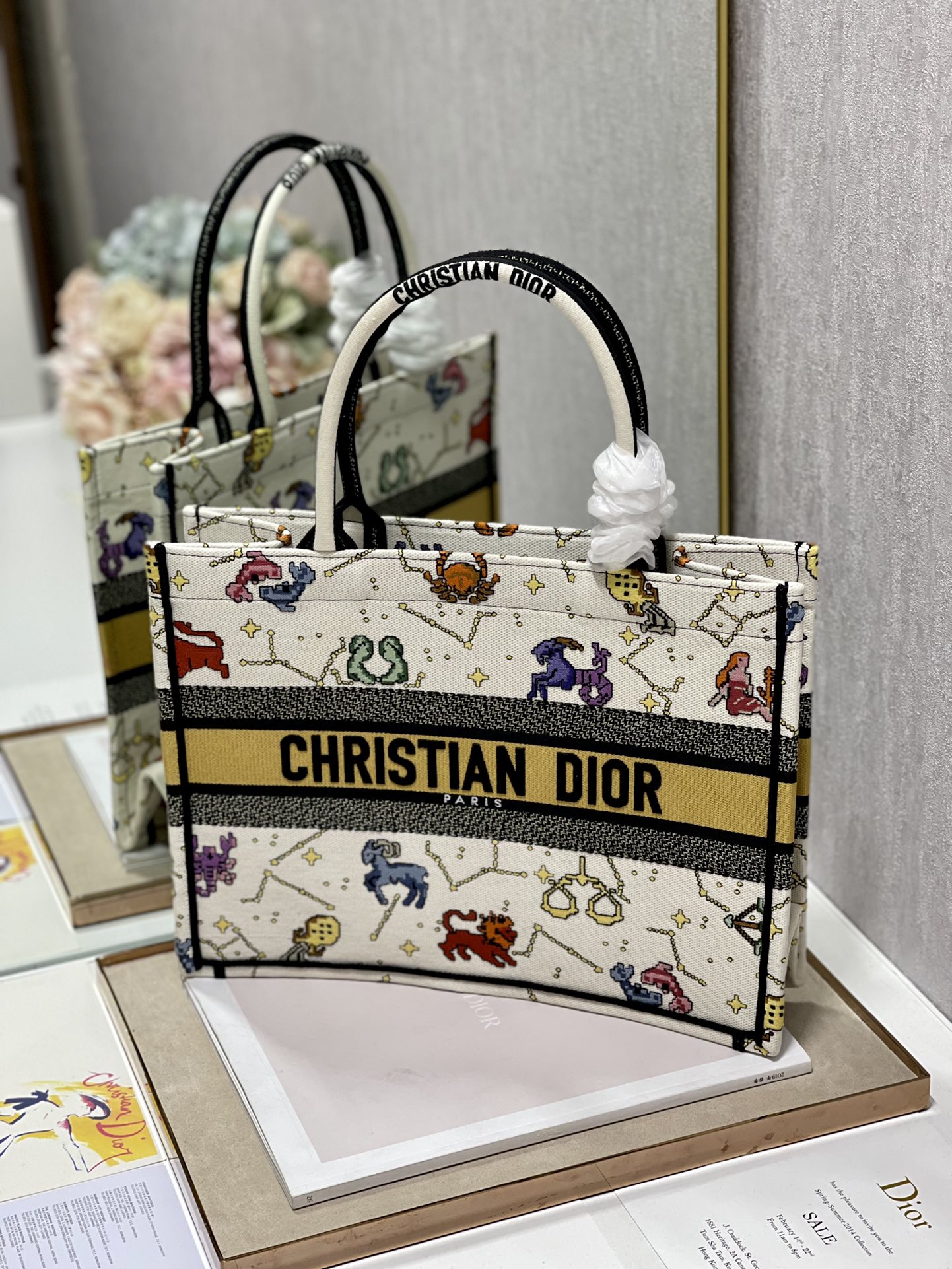 Diro Small Book Tote-36.5CM