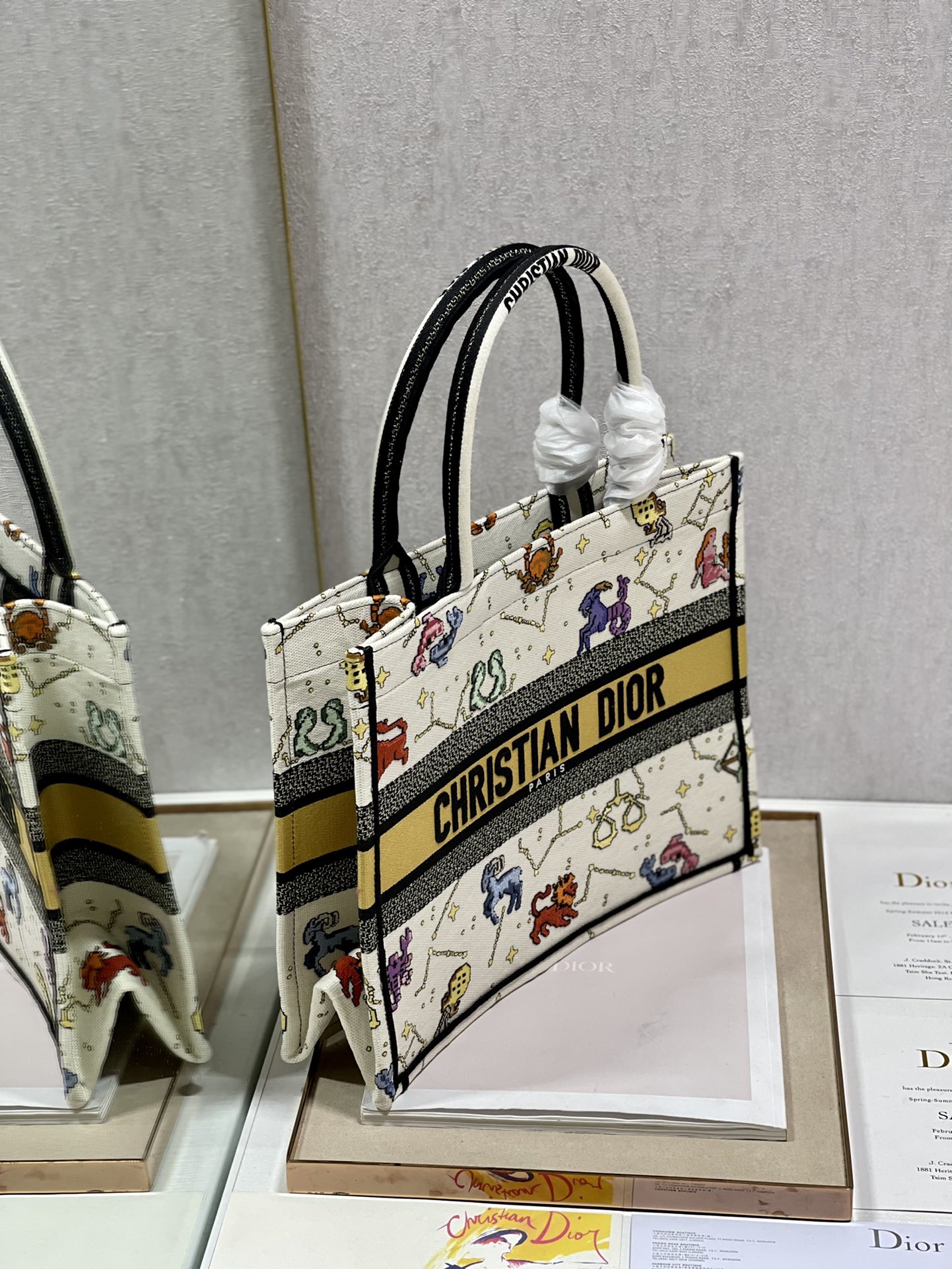 Diro Small Book Tote-36.5CM