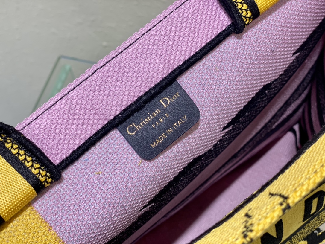 Diro Small Book Tote-36.5CM