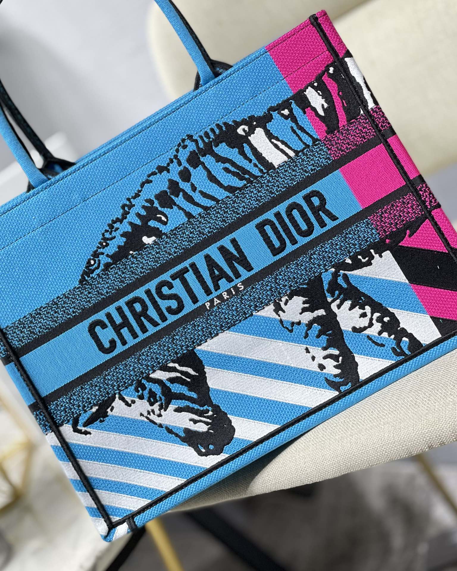Diro Small Book Tote-36.5CM