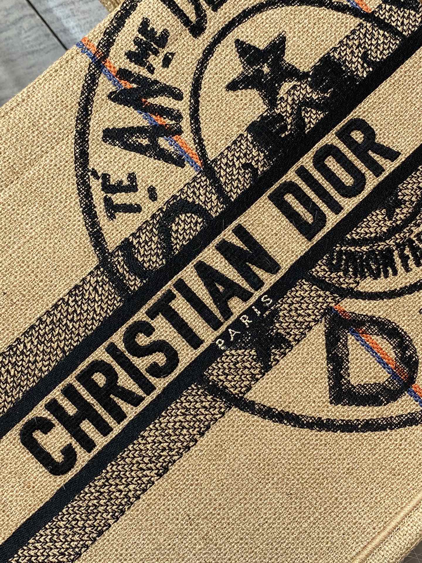 Diro Small Book Tote-36.5CM