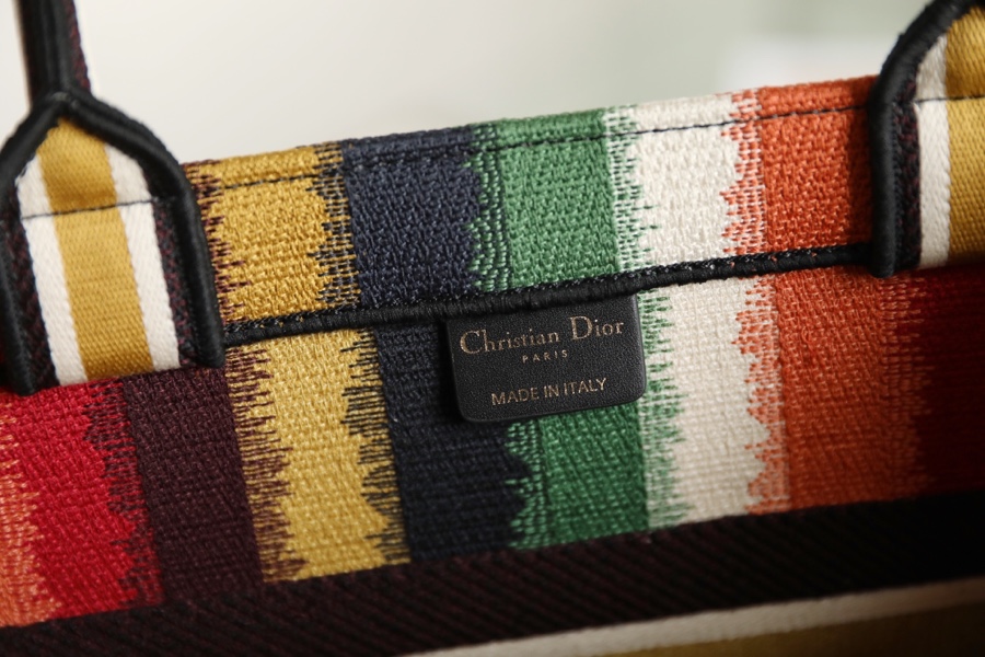 Diro Small Book Tote-36.5CM