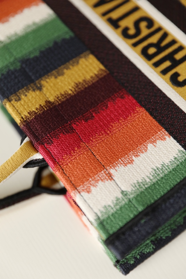 Diro Small Book Tote-36.5CM
