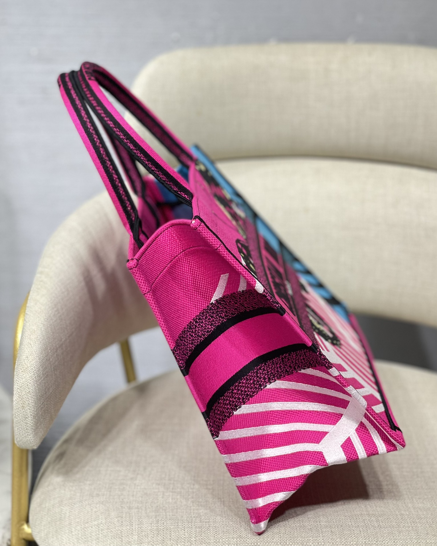 Diro Small Book Tote-36.5CM