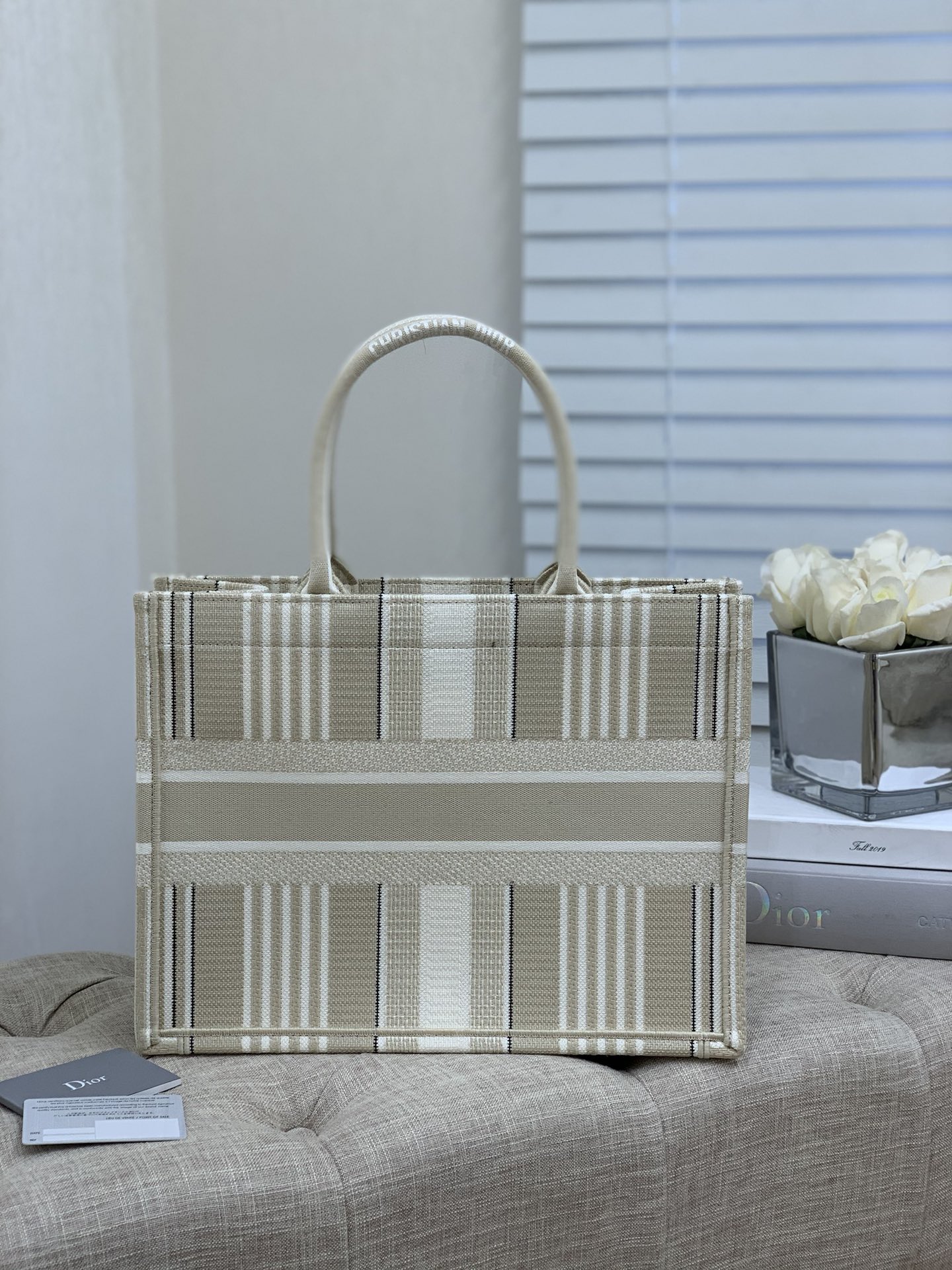 Diro Small Book Tote-36.5CM