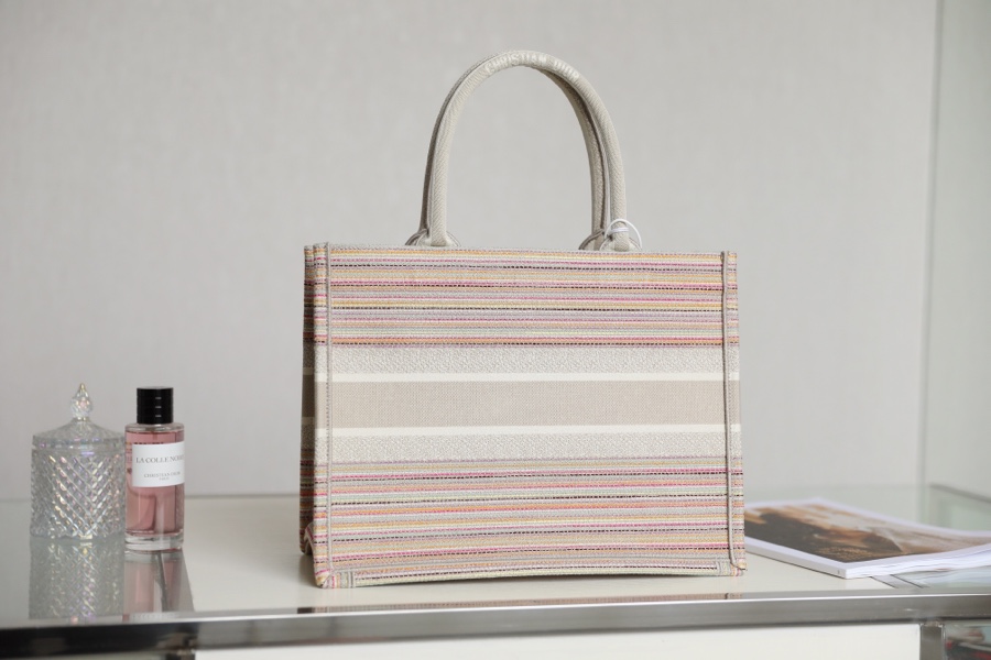 Diro Small Book Tote-36.5CM