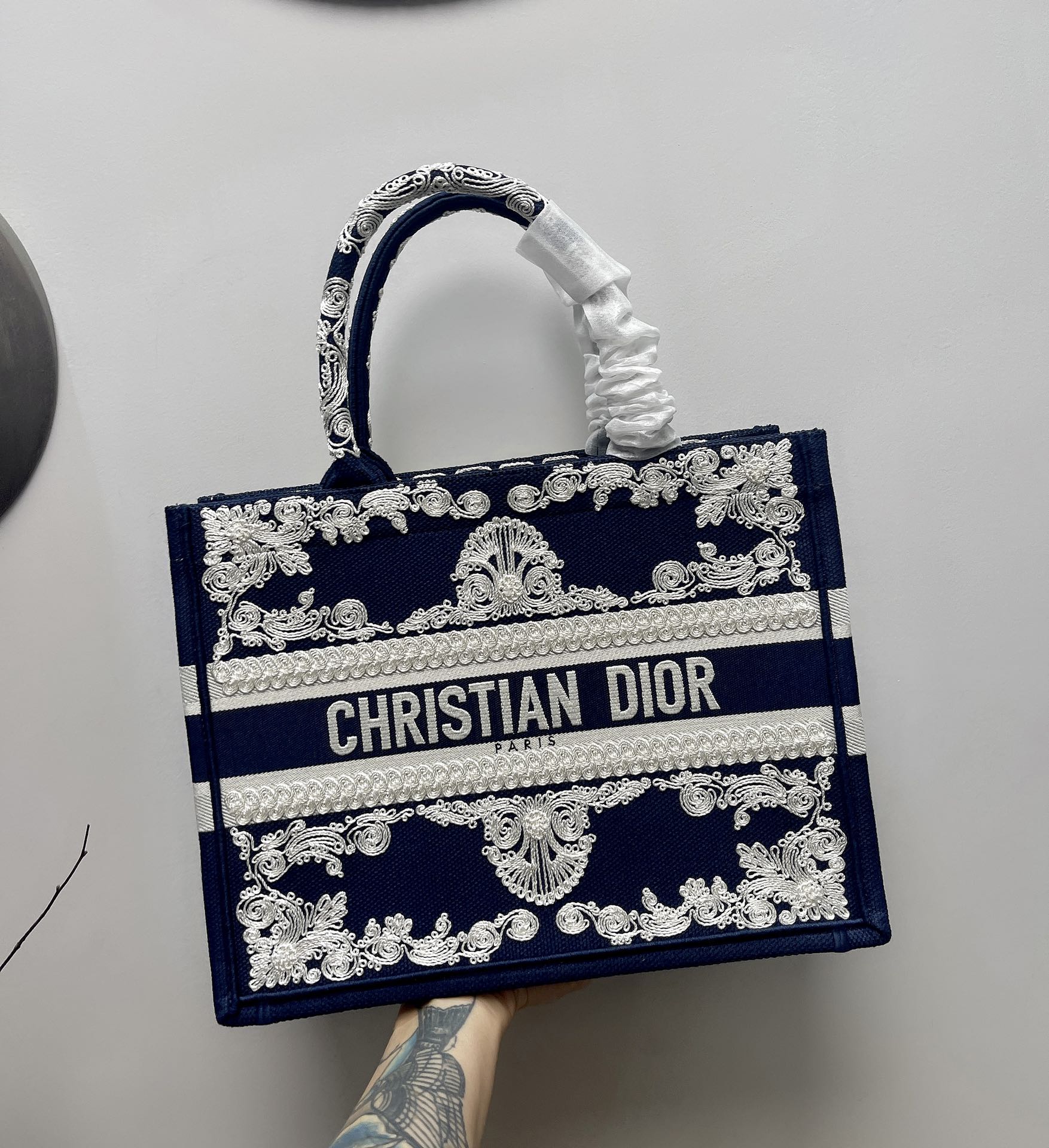 Diro Small Book Tote-36.5CM