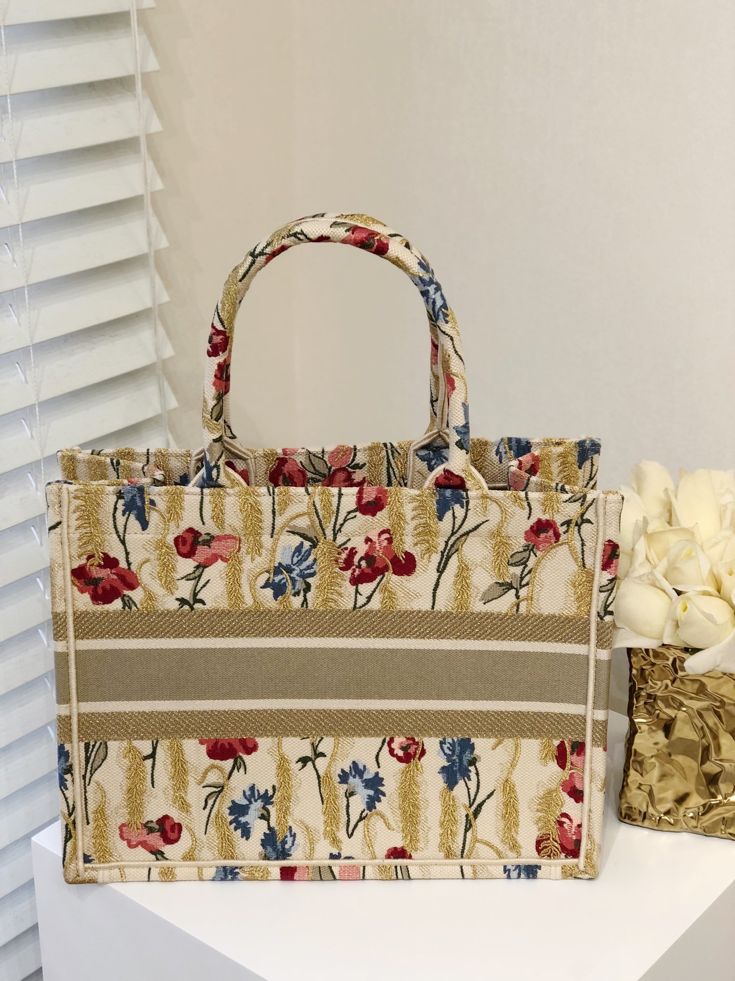Diro Small Book Tote-36.5CM