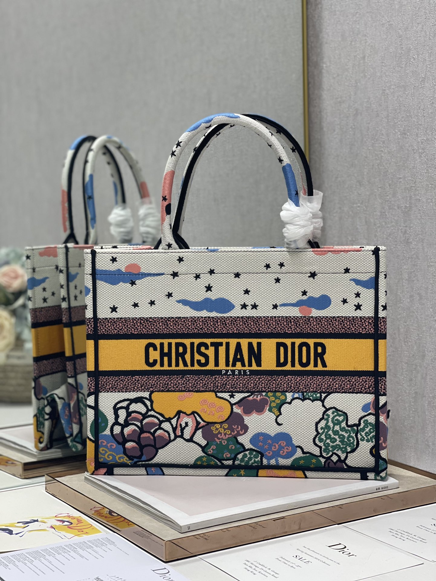 Diro Small Book Tote-36.5CM