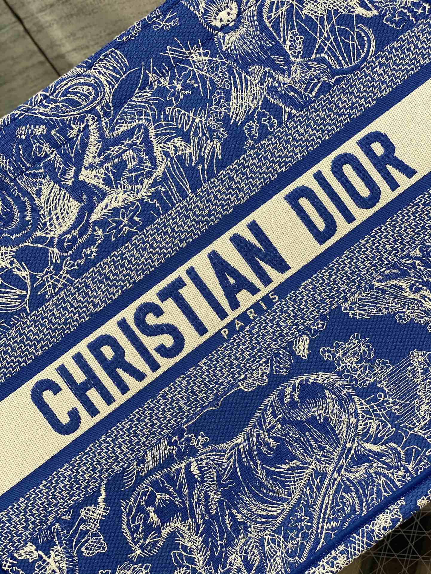 Diro Small Book Tote-36.5CM