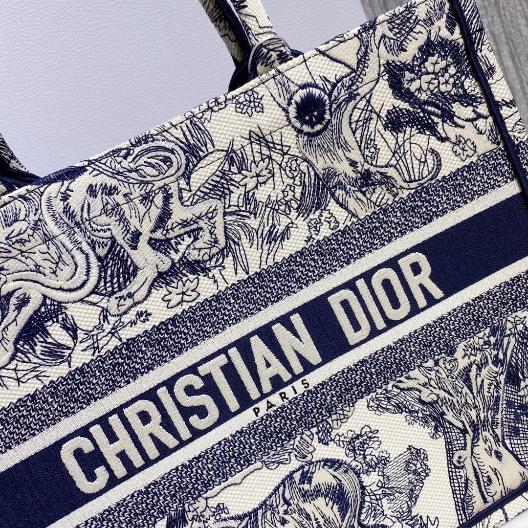 Diro Small Book Tote-36.5CM
