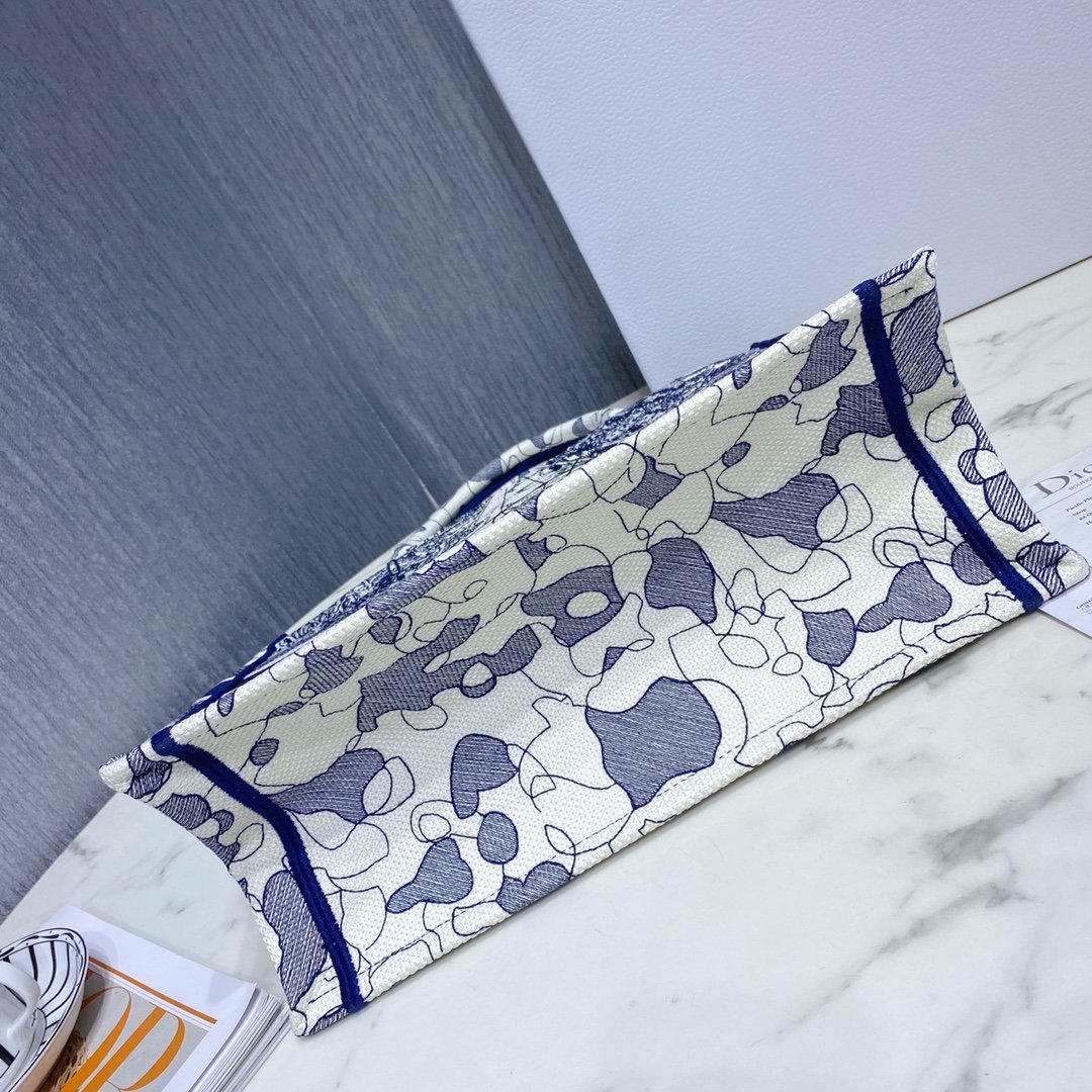 Diro Small Book Tote-36.5CM