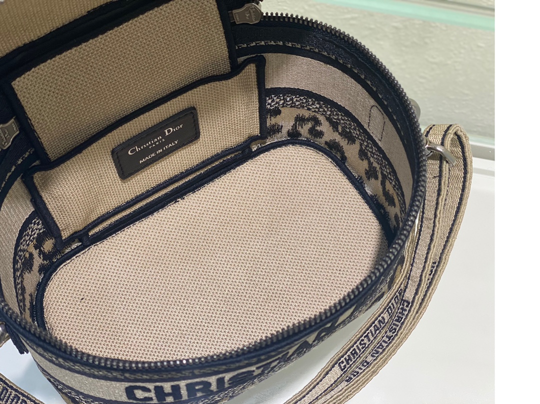 Diro Cosmetic Bag-18*.5*13*10.5CM