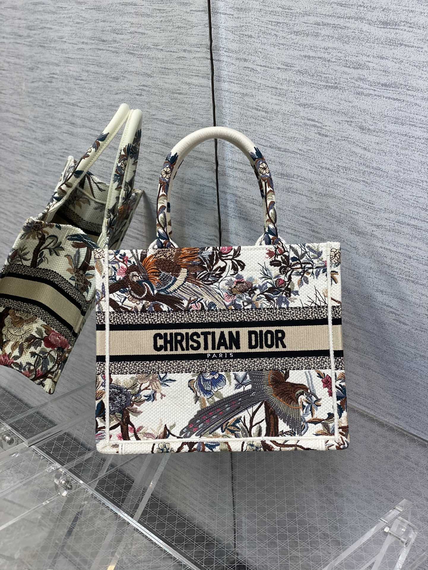 Diro Small Book Tote-26*8*22CM