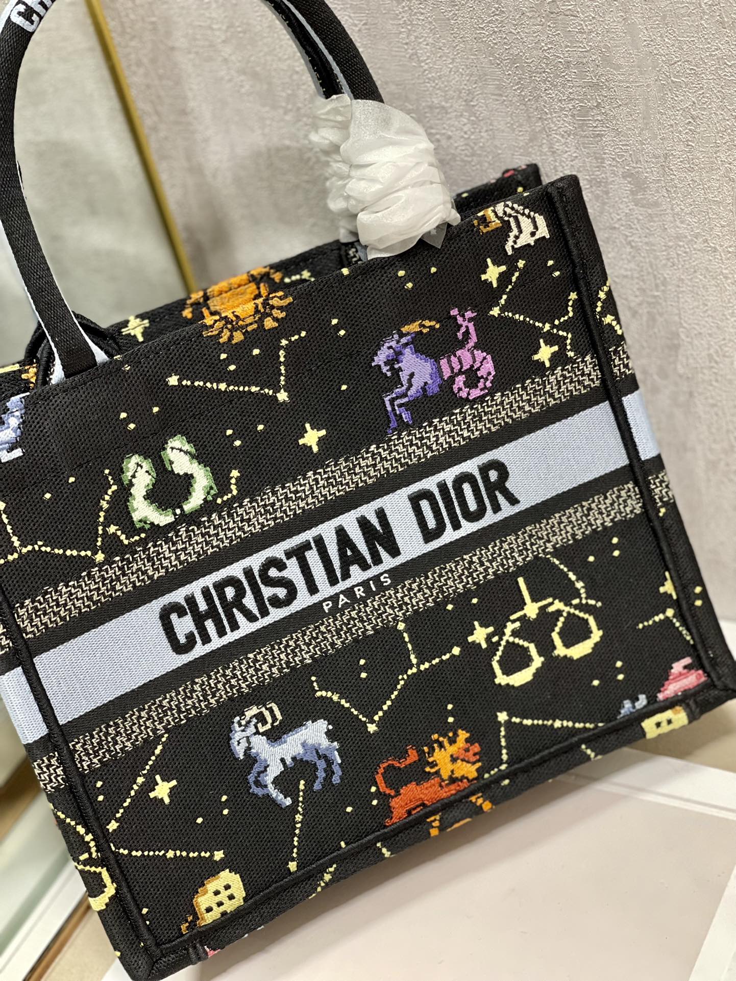Diro Small Book Tote-26*8*22CM Diro Small Book Tote-26*8*22CM