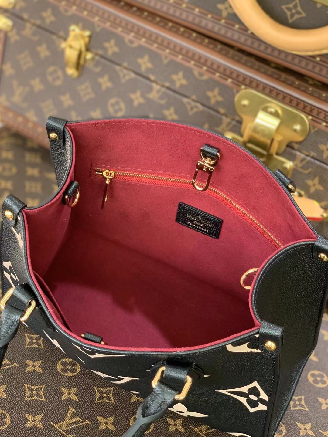 Louis Vuitton Onthego Handbag-28*11*19CM