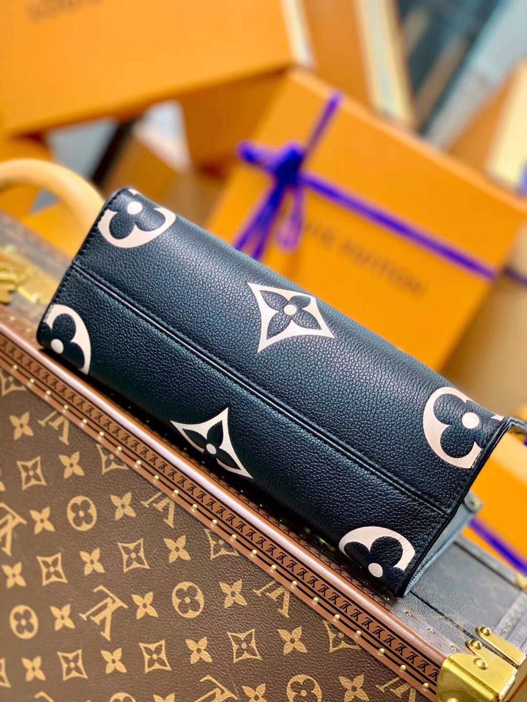 Louis Vuitton Onthego Handbag-28*11*19CM