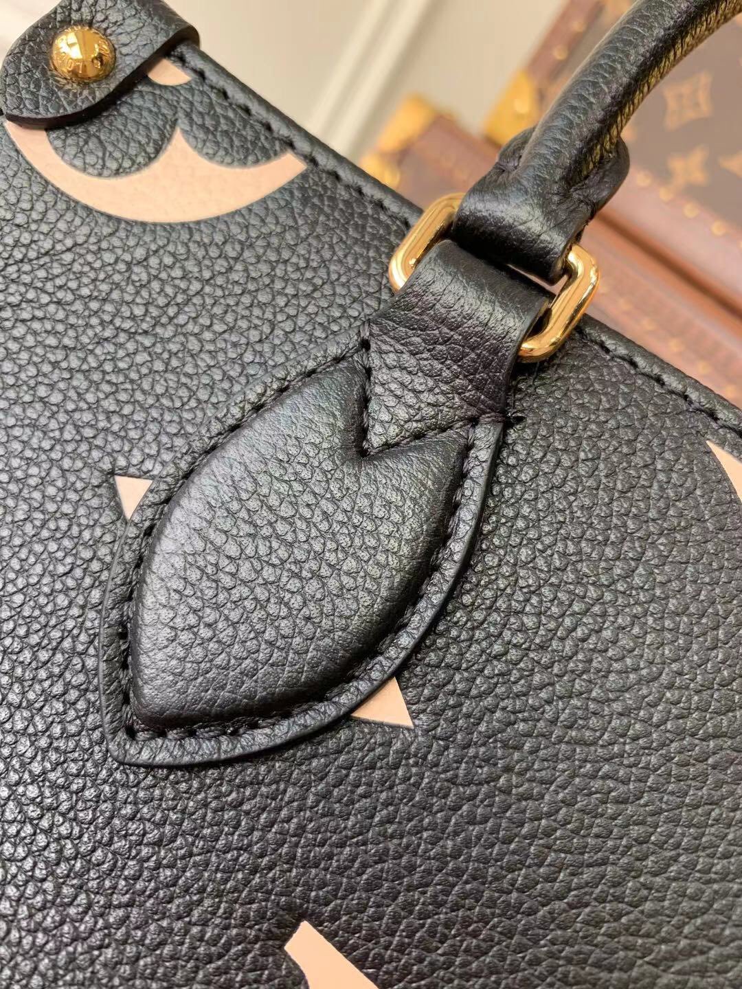 Louis Vuitton Onthego Handbag-28*11*19CM