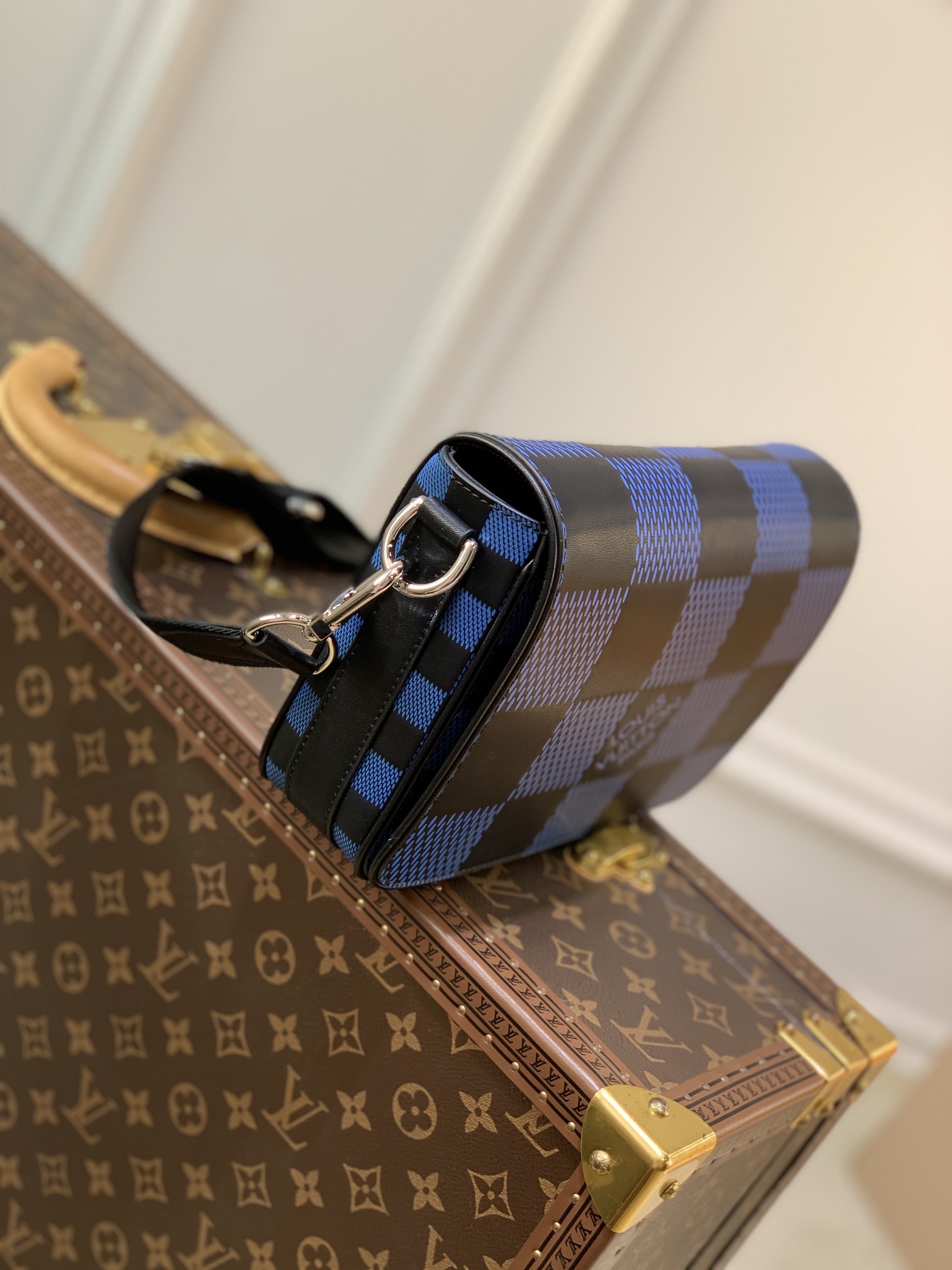 Louis Vuitton Studio Messenger Bag-23.5* 14*5 CM