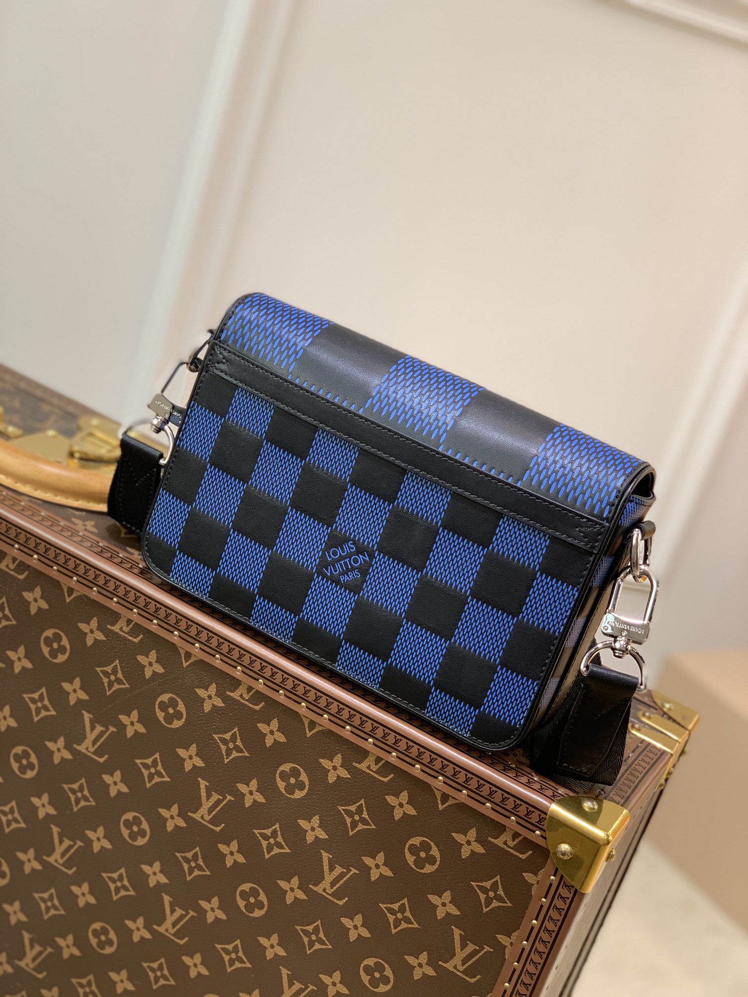 Louis Vuitton Studio Messenger Bag-23.5* 14*5 CM