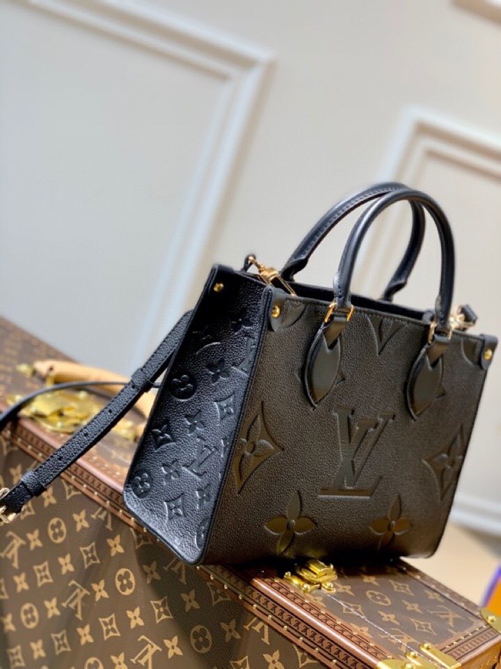 Louis Vuitton Onthego Handbag-25*19*11CM