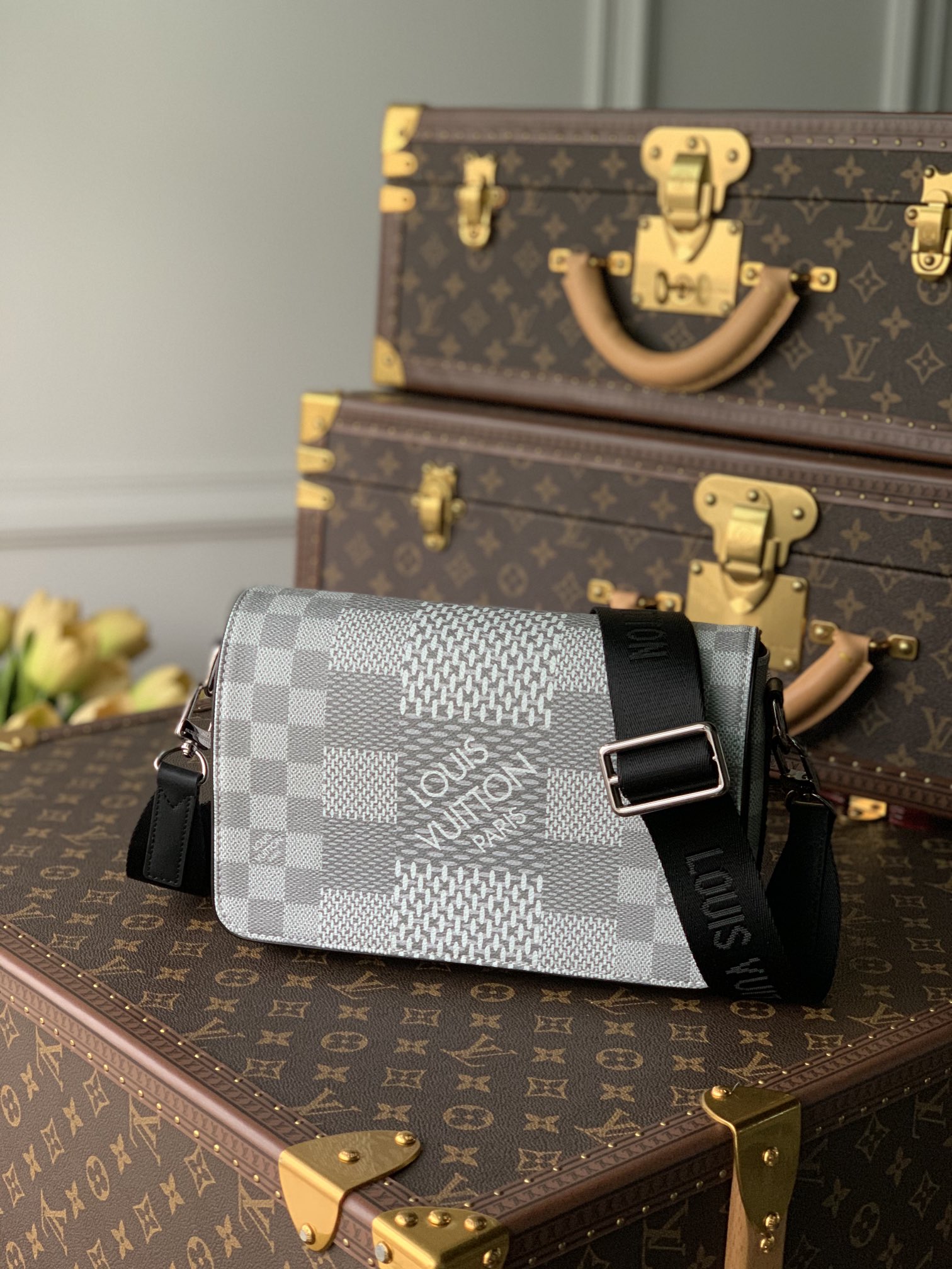 Louis Vuitton Studio Messenger Bag-23.5* 14*5 CM