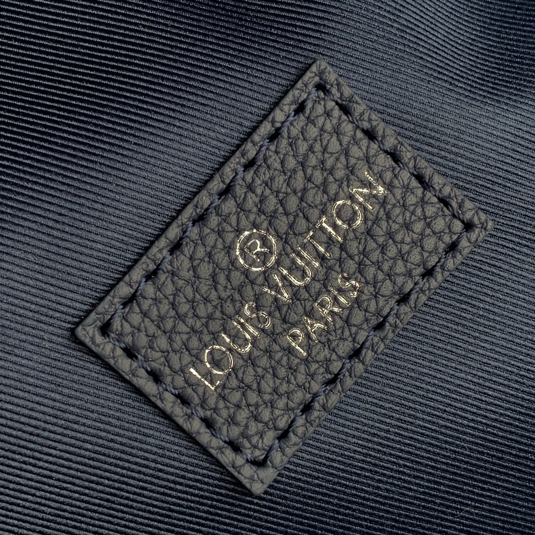 Louis Vuitton M57841 Multipocket Backpack-30*40*16CM