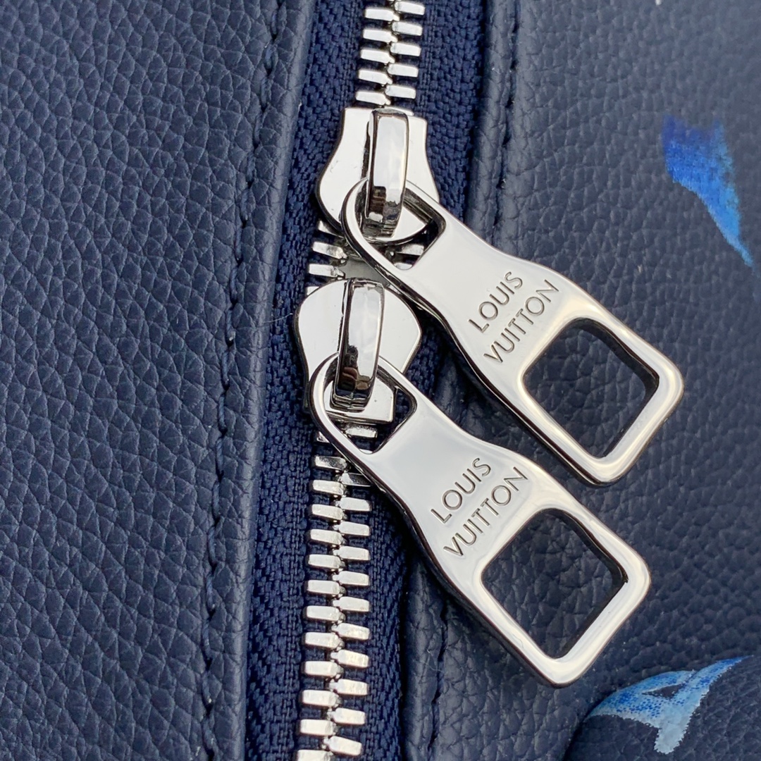 Louis Vuitton M57841 Multipocket Backpack-30*40*16CM