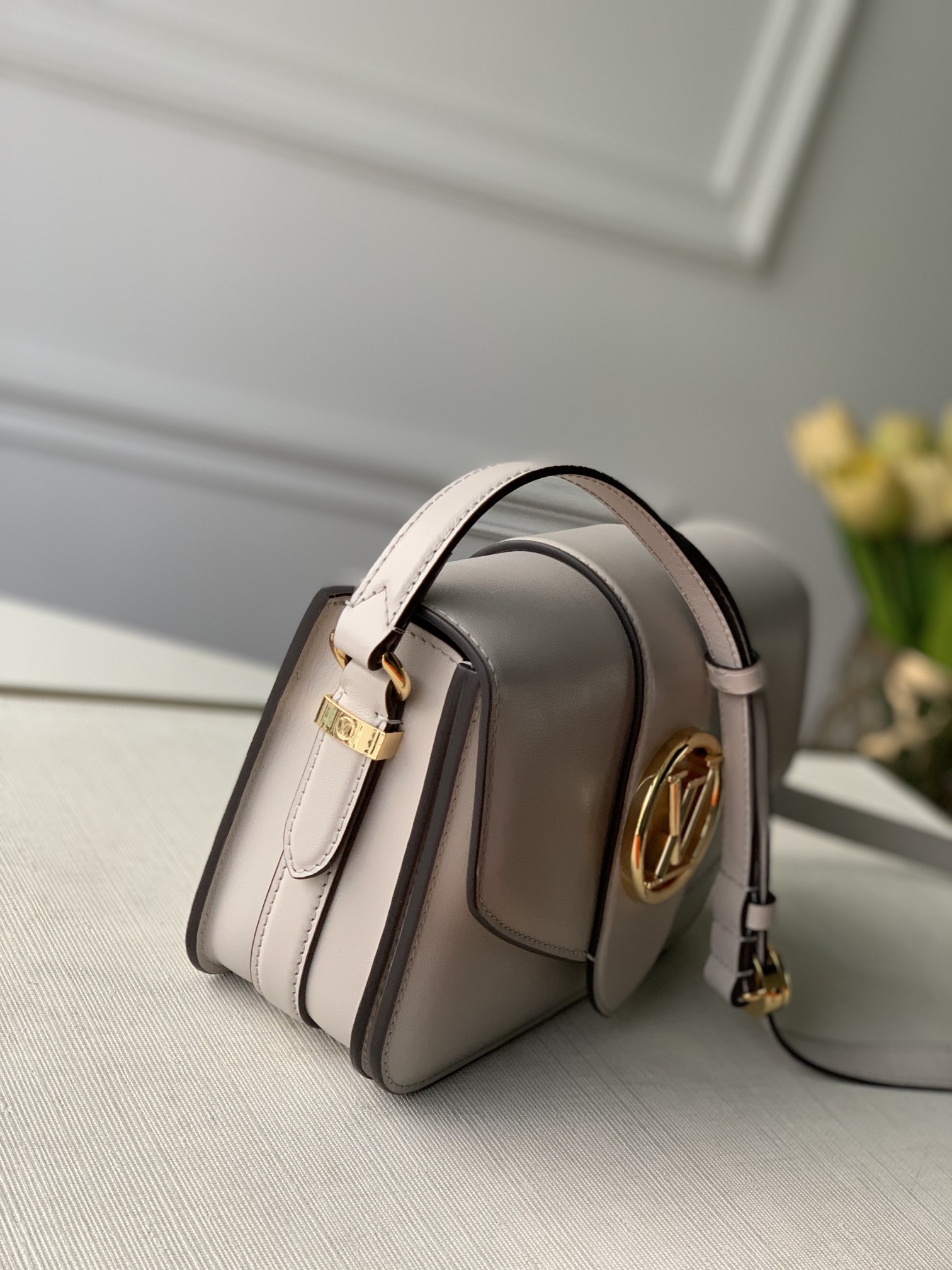 Louis Vuitton Pont 9 Handbags-23*15*8CM Louis Vuitton Pont 9 Handbags-23*15*8CM