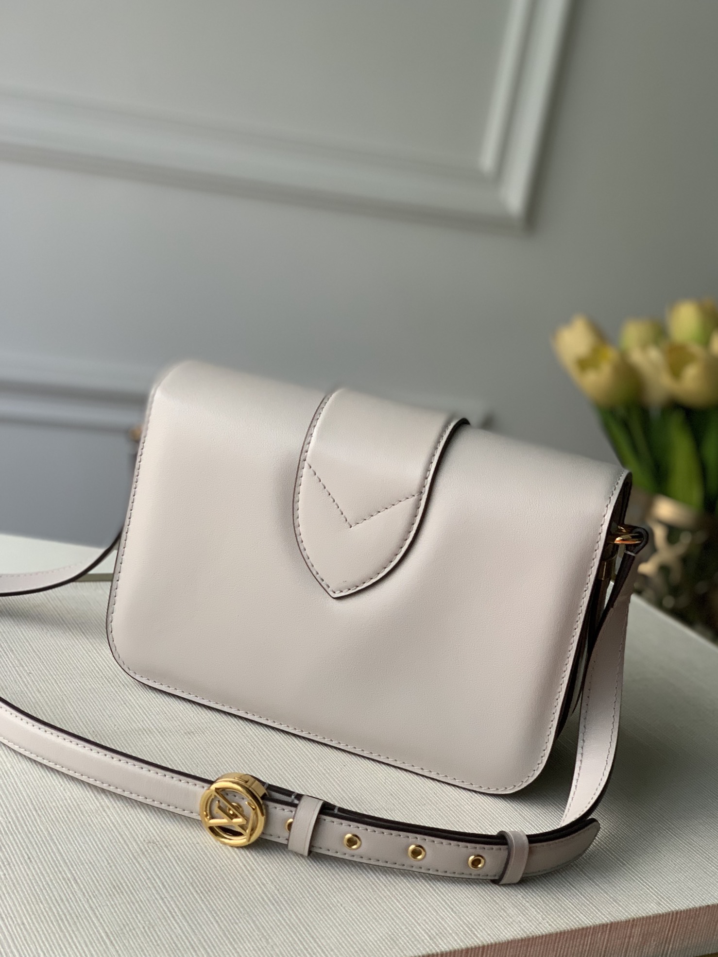 Louis Vuitton Pont 9 Handbags-23*15*8CM Louis Vuitton Pont 9 Handbags-23*15*8CM