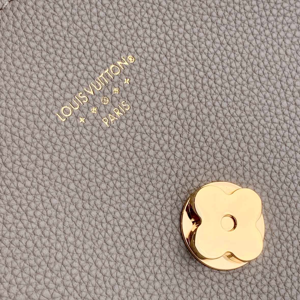 Louis Vuitton Pont 9 Soft Handbags-M58967-25*17.5*8CM