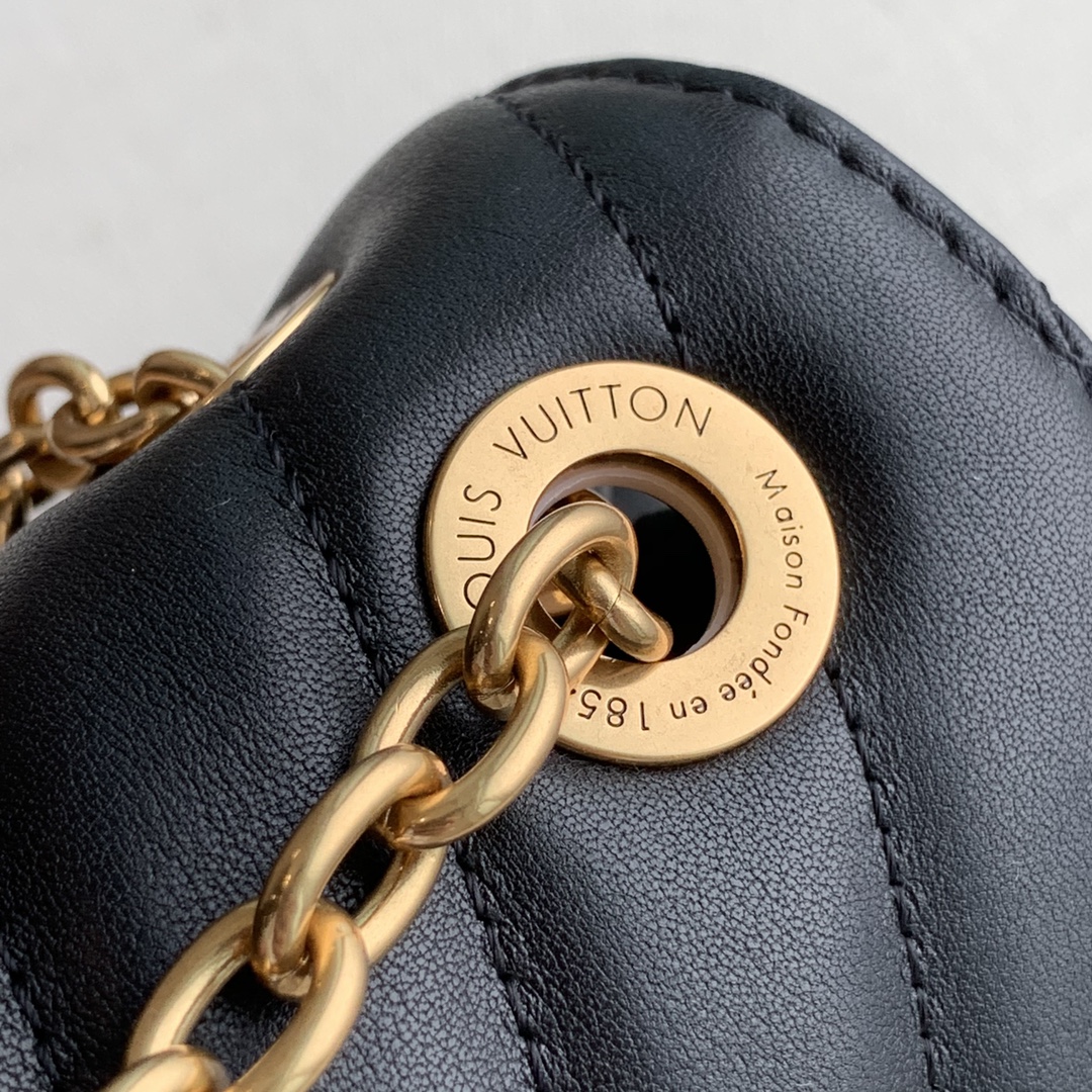 Louis Vuitton New Wave Bag-24x14x9CM Louis Vuitton New Wave Bag-24x14x9CM