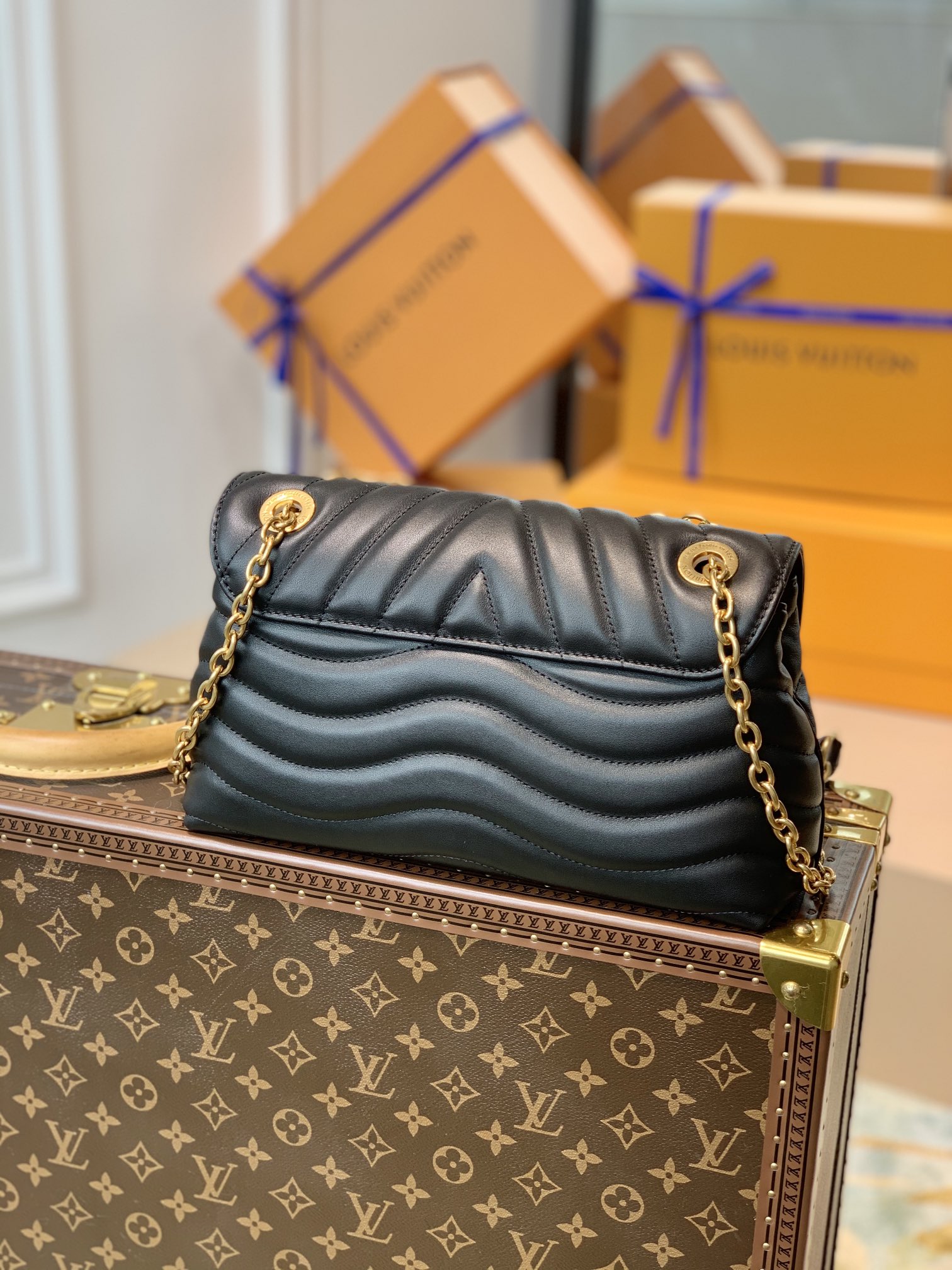 Louis Vuitton New Wave Bag-24x14x9CM Louis Vuitton New Wave Bag-24x14x9CM