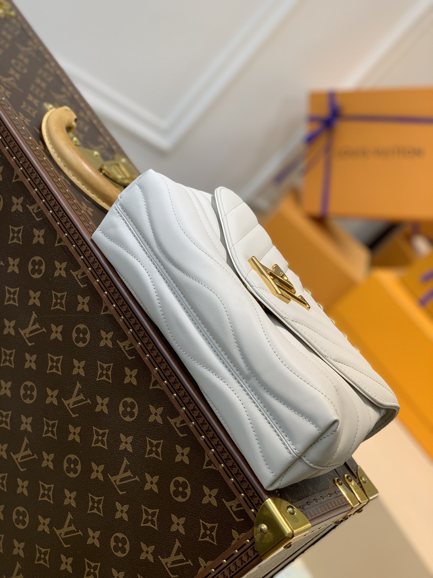 Louis Vuitton New Wave Bag-24x14x9CM Louis Vuitton New Wave Bag-24x14x9CM