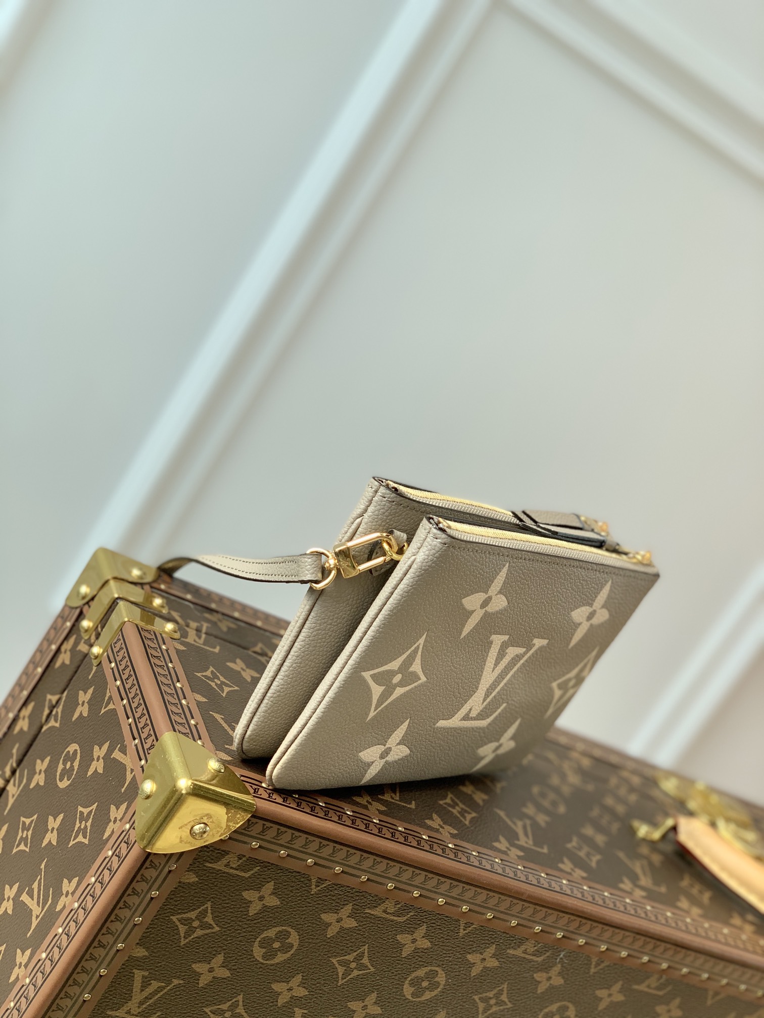 Louis Vuitton M80084 Pochette Double Zip Bag -20*12.5*3CM Louis Vuitton M80084 Pochette Double Zip Bag -20*12.5*3CM