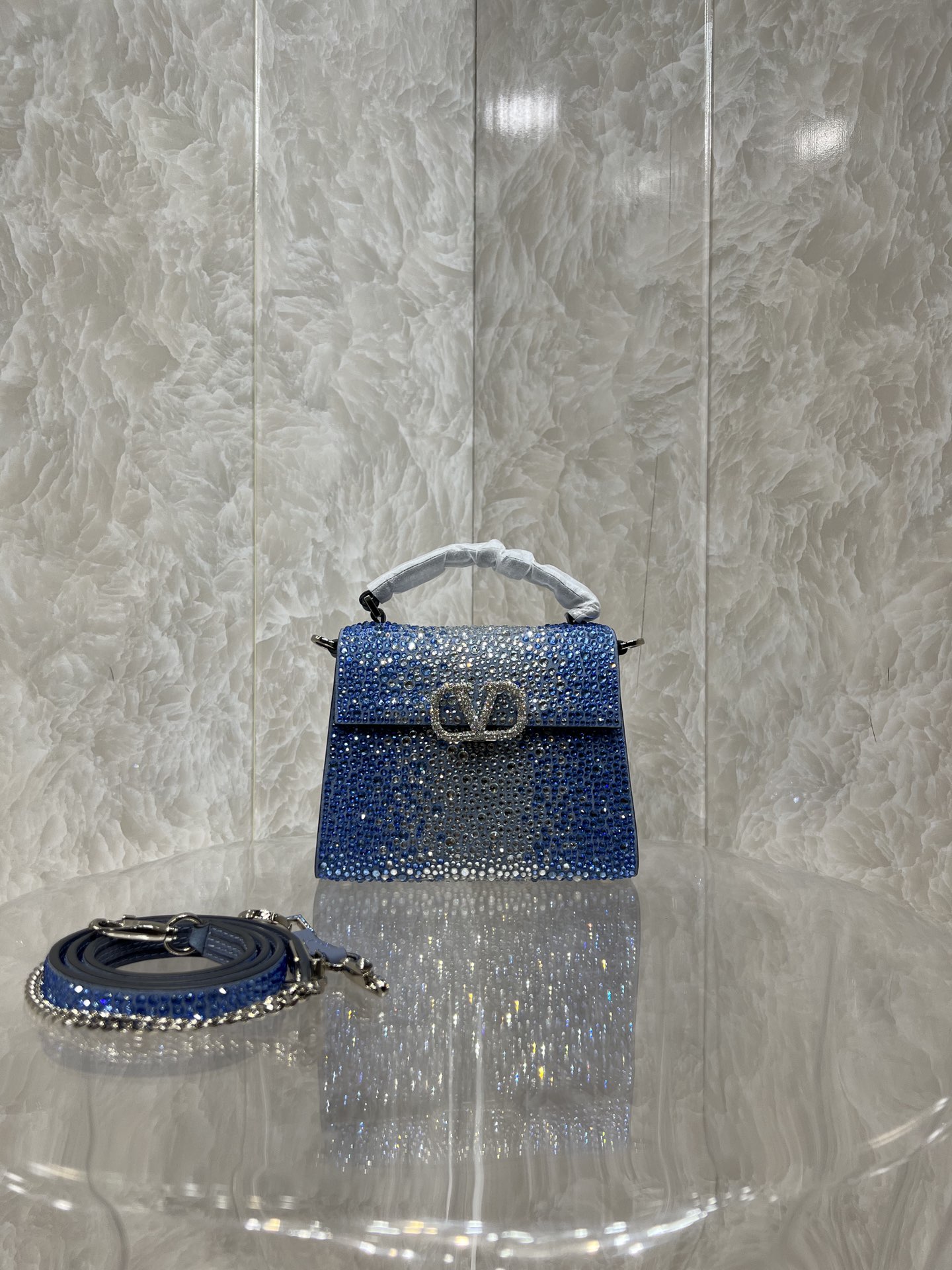 Valentino Vlogo Signature Chain Bag-19*13*9CM
